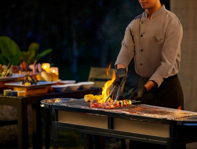 Grill & Chill