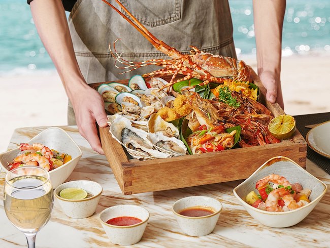 Nhận ngay 2 ly bia miễn phí khi thưởng thức Giỏ Hải Sản mỗi Thứ Ba!